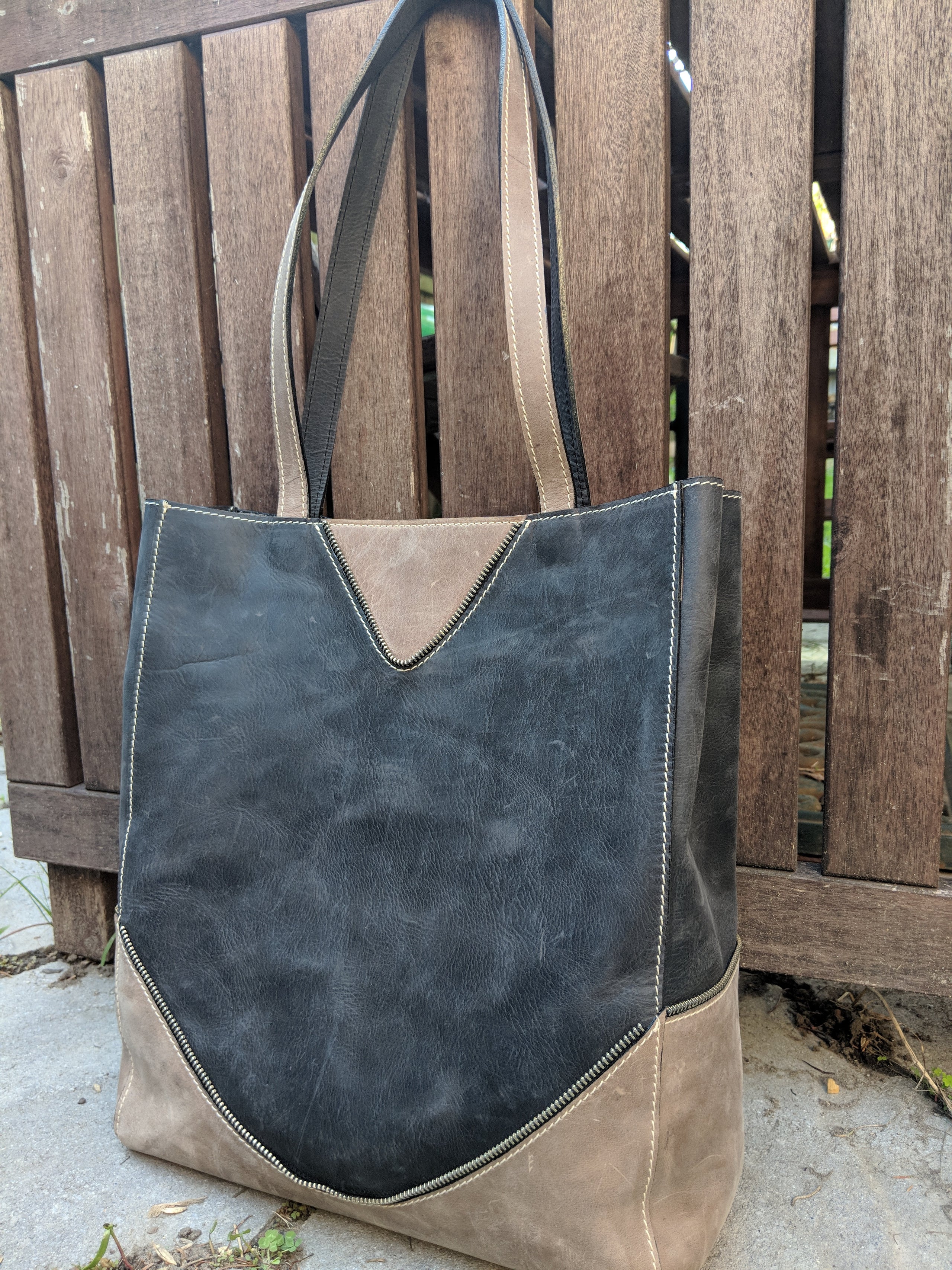 Celine tote bag price hot sale